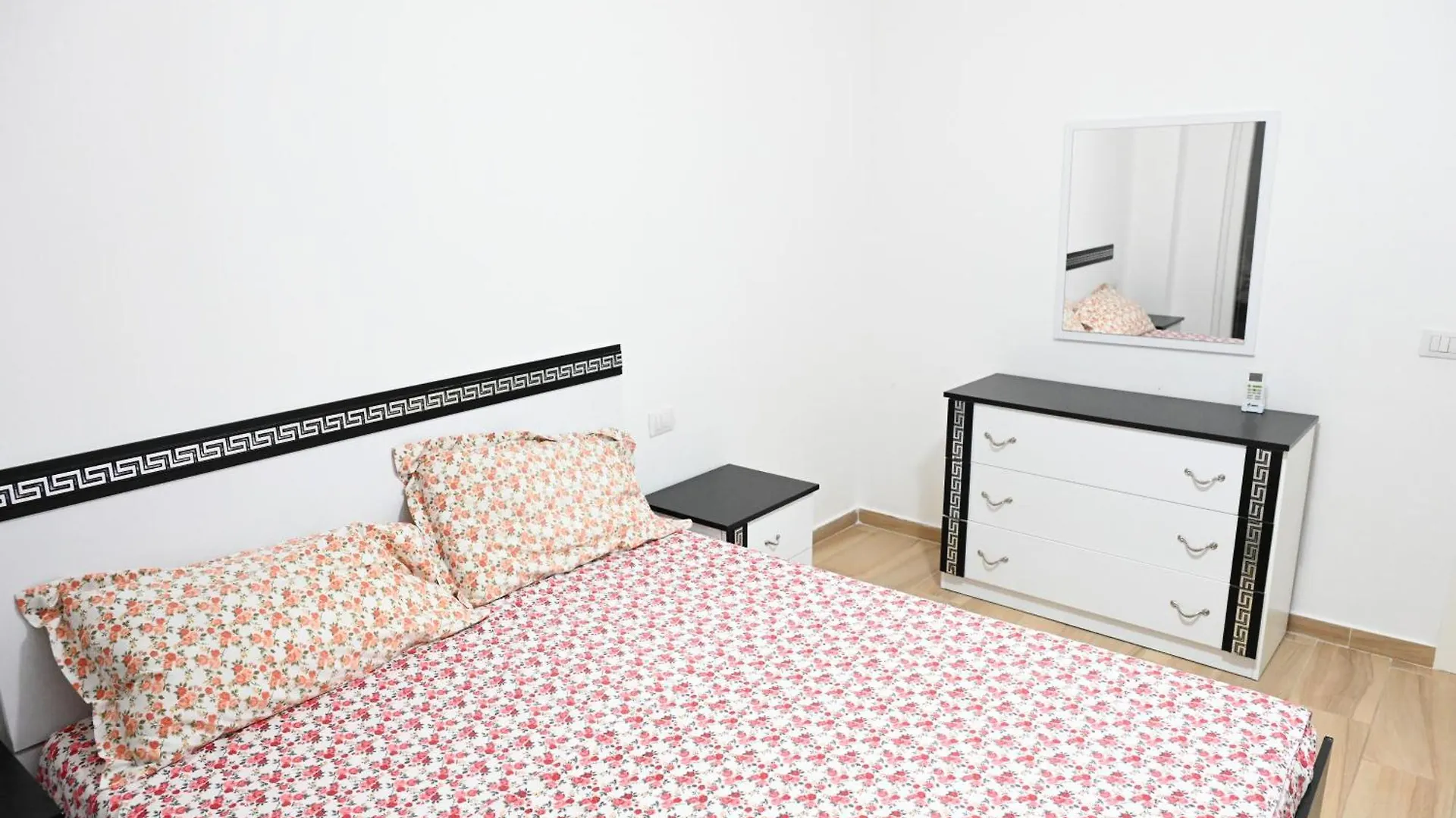 Stay Apartments - Shëngjin
