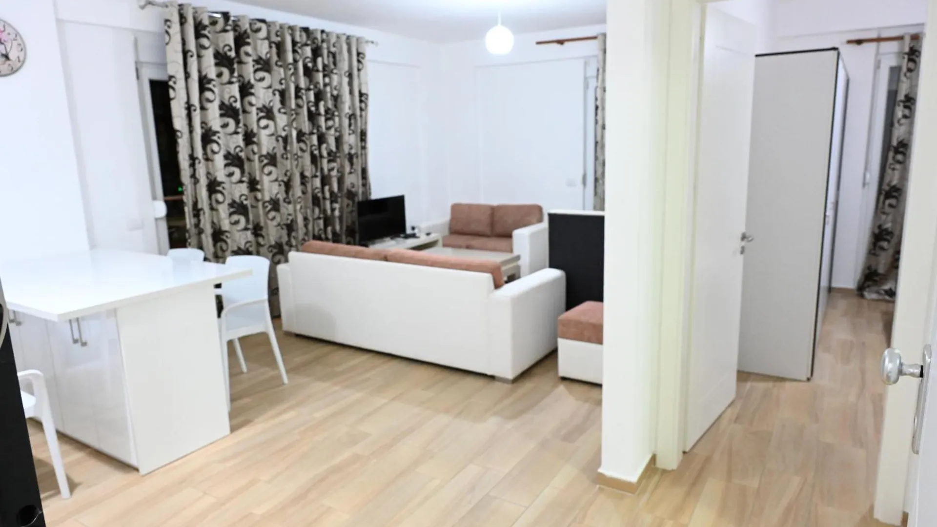 Stay Apartments - Shëngjin